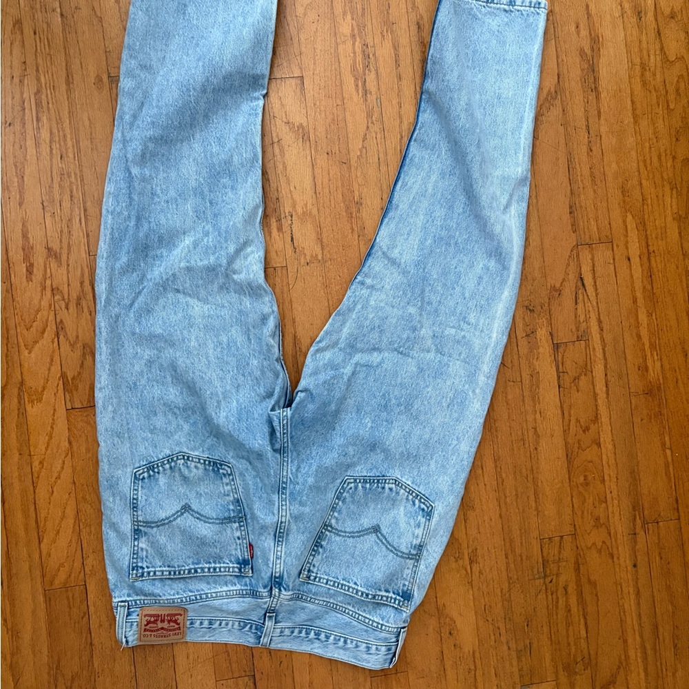 Levi’s Women’s Low Pro Straight Jeans - Picture 3 of 3